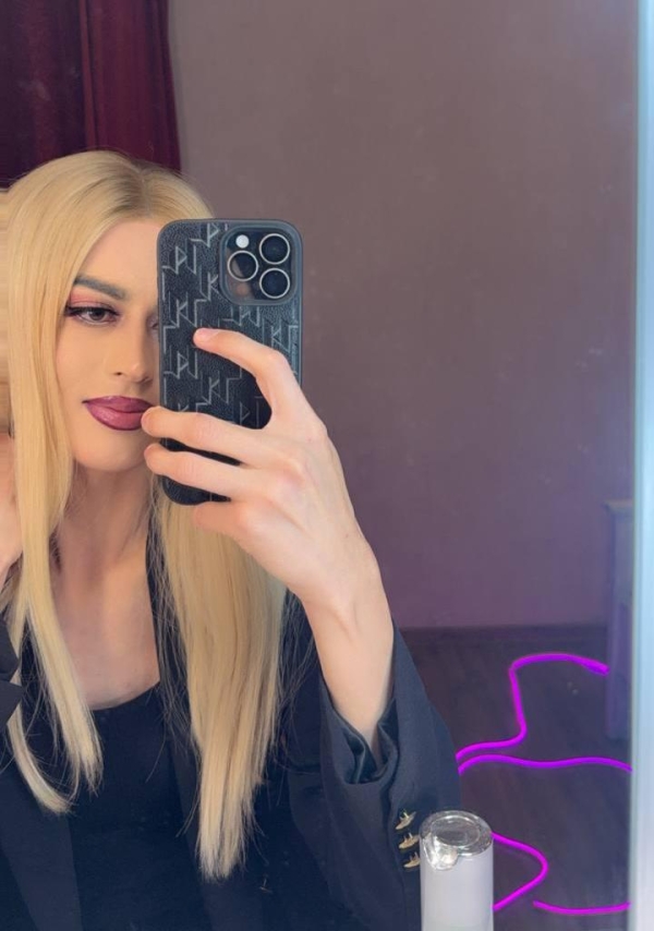 Сара 22 года