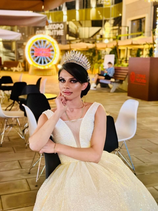 Транссексуалка Стелла